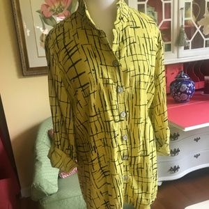 DILLARD'S JOHN MARK ARTSY YELLOW AND BLACK TUNIC SIZE M